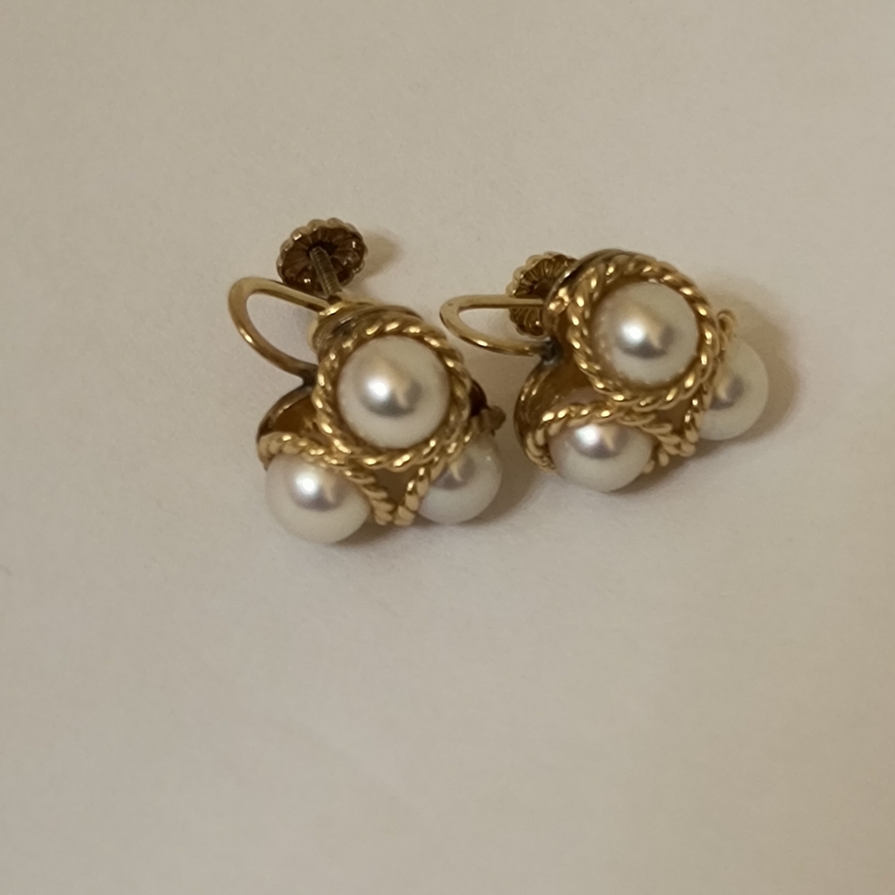 14k Vtg Mikimoto Earrings